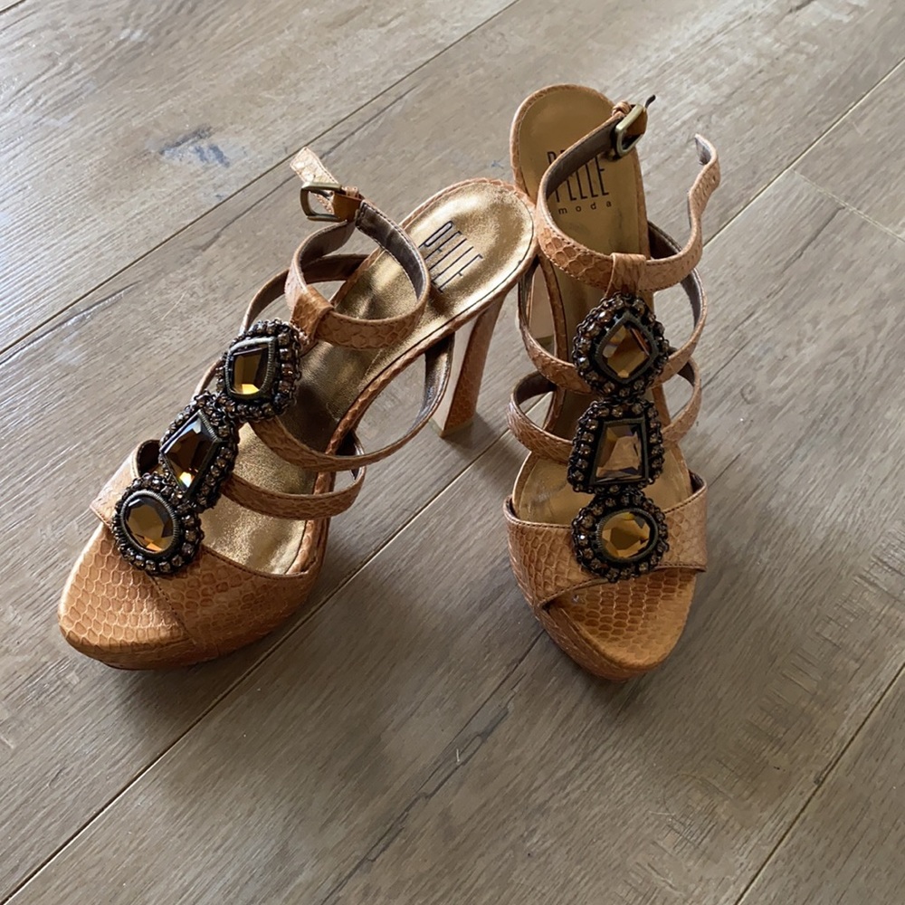 Pelle Moda Juneau Heel Amber New Snake